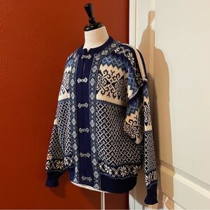 Nordstrikk Women’s Vintage Norwegian Pewter Clasp Virgin Wool Fair Isle Cardigan